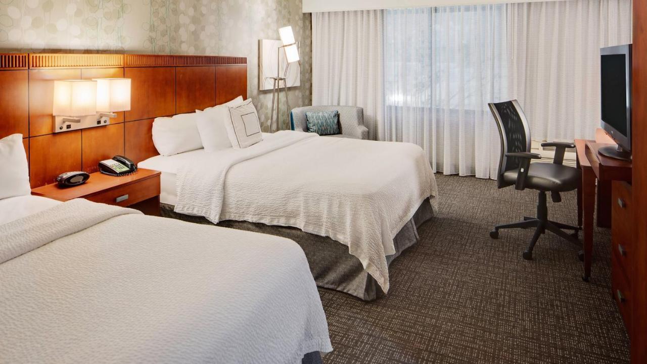 Courtyard By Marriott Pittsburgh West Homestead Waterfront Ngoại thất bức ảnh