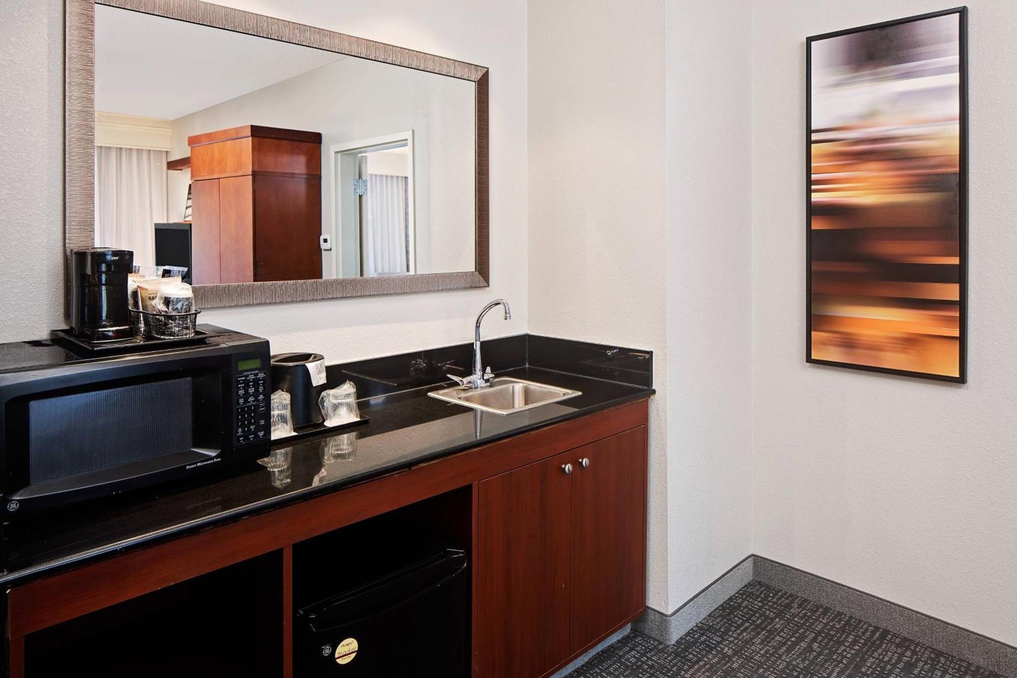 Courtyard By Marriott Pittsburgh West Homestead Waterfront Ngoại thất bức ảnh