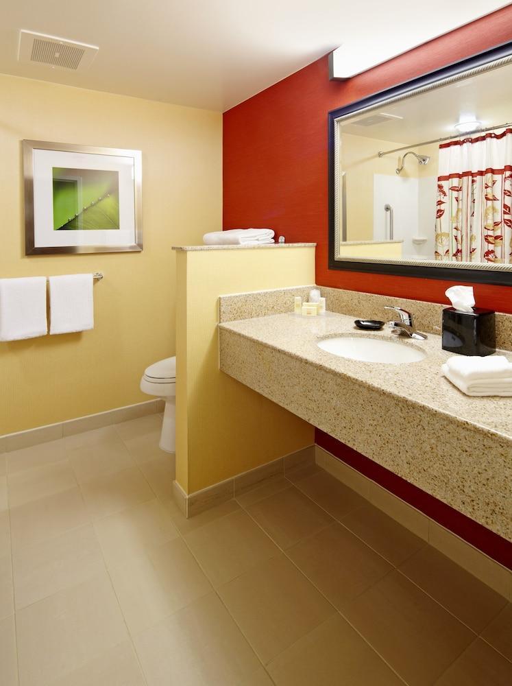 Courtyard By Marriott Pittsburgh West Homestead Waterfront Ngoại thất bức ảnh
